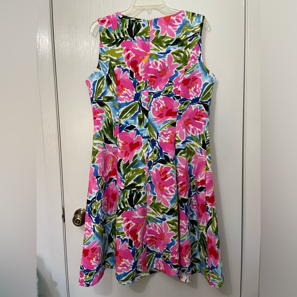 Woman’s Fit and Flare Pink Floral Sleeveless Summer Dress Size 14. By AGB